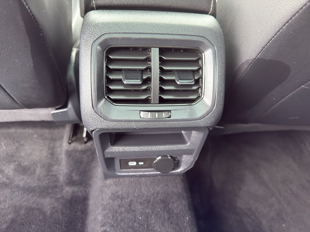 2022 Volkswagen Tiguan SEL R-Line