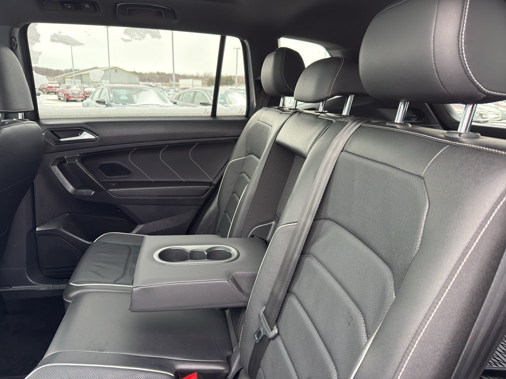 2022 Volkswagen Tiguan SEL R-Line