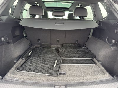 2022 Volkswagen Tiguan SEL R-Line