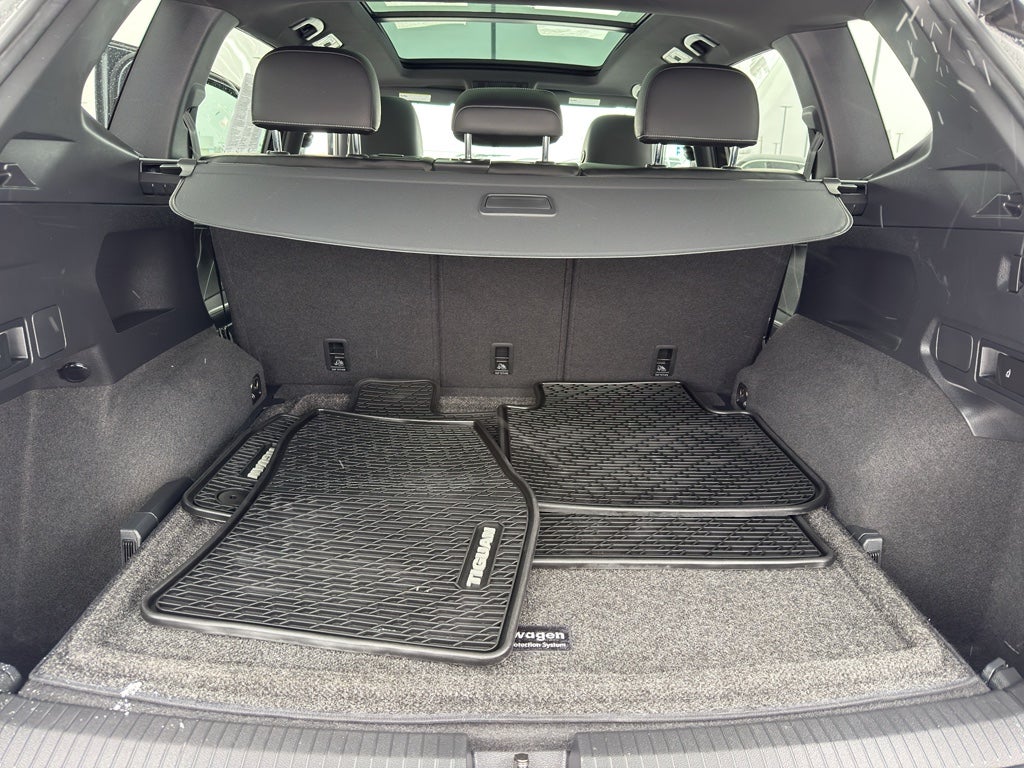 2022 Volkswagen Tiguan SEL R-Line