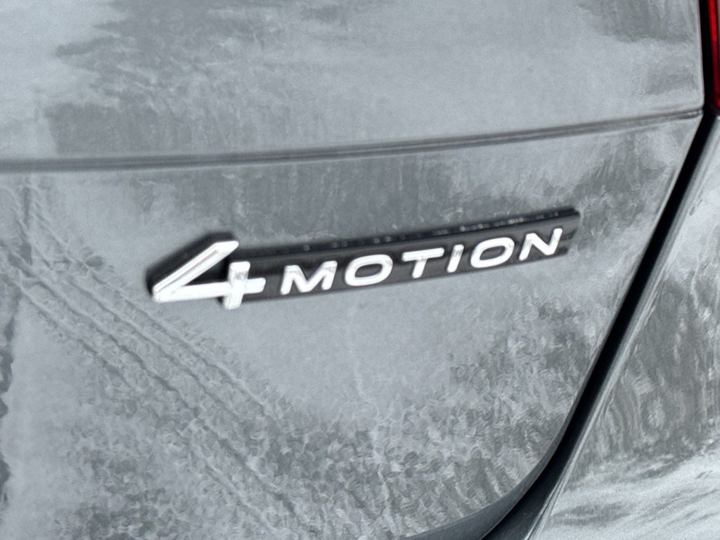 2022 Volkswagen Tiguan SEL R-Line