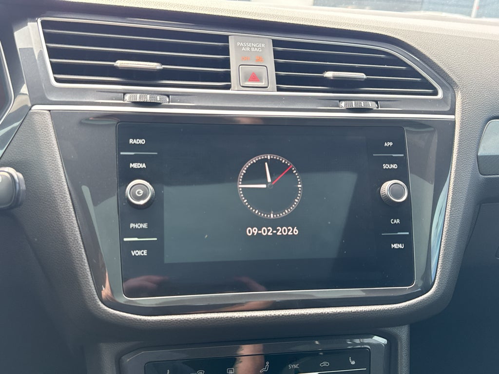 2024 Volkswagen Tiguan 2.0T SE R-Line Black