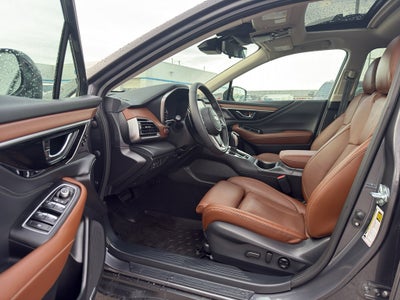 2025 Subaru OUTBACK Base