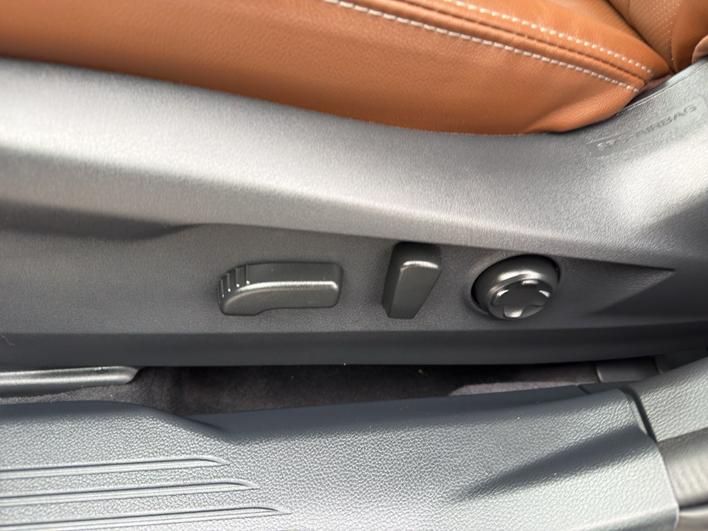 2025 Subaru OUTBACK Base