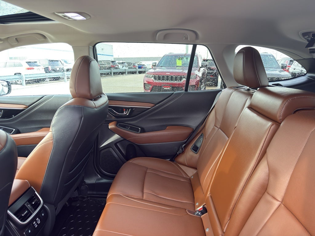 2025 Subaru OUTBACK Base