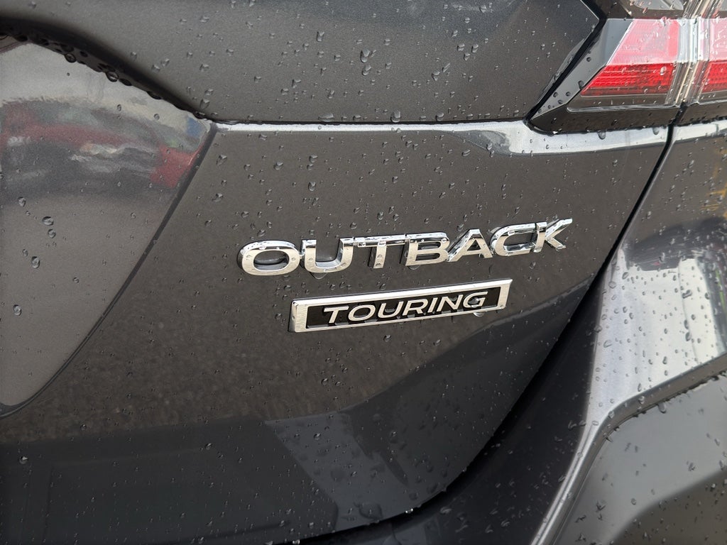 2025 Subaru OUTBACK Base
