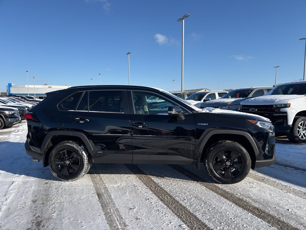 2021 Toyota RAV4 Hybrid XLE