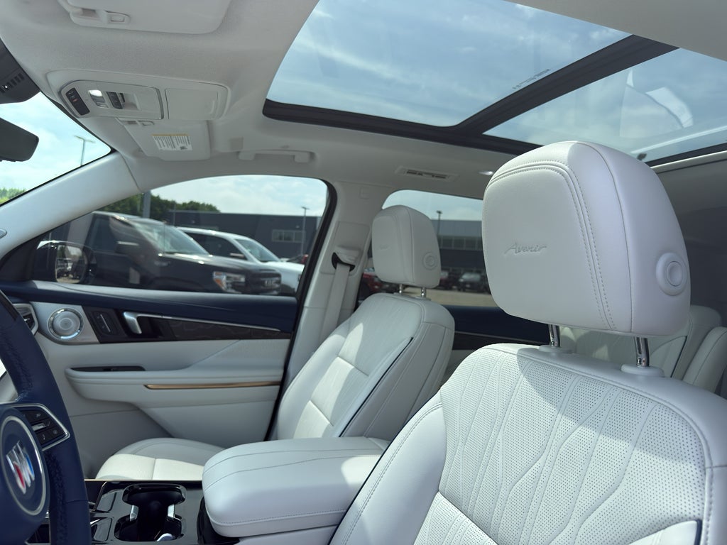 2025 Buick Enclave Avenir