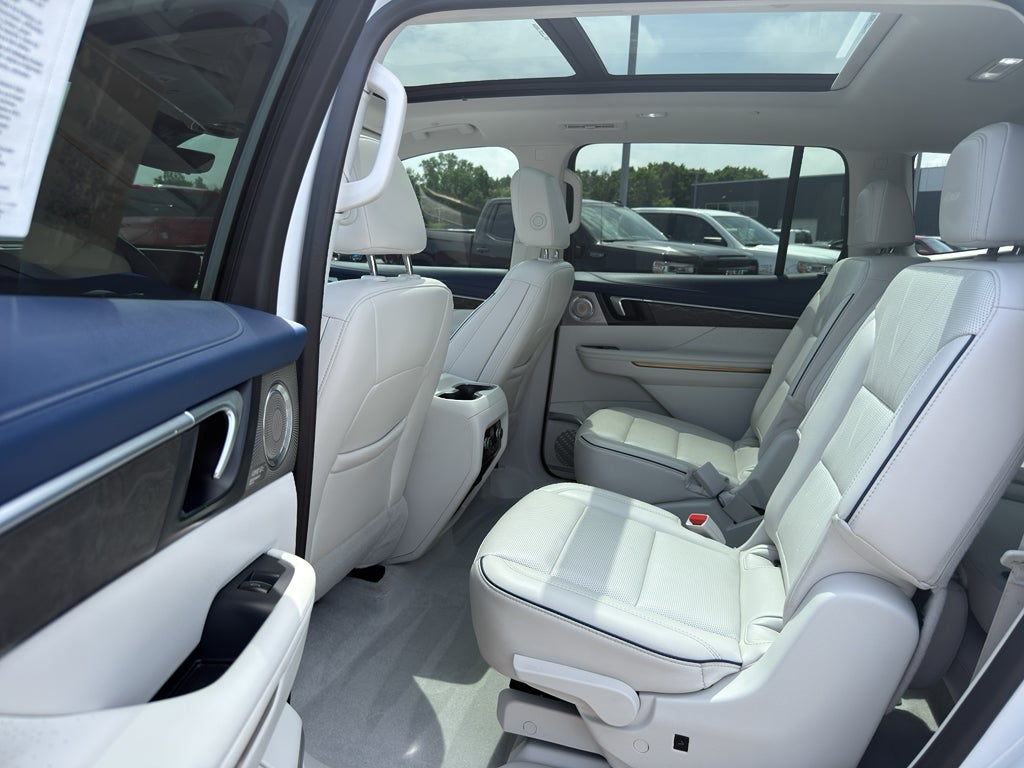 2025 Buick Enclave Avenir