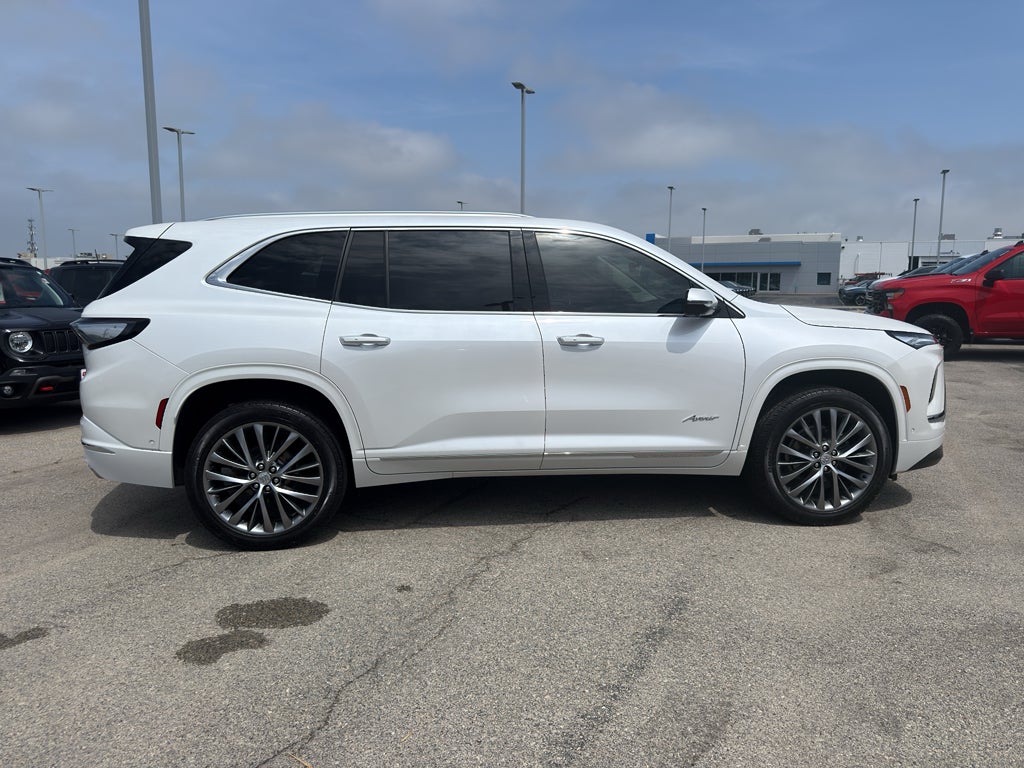2025 Buick Enclave Avenir