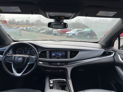 2022 Buick Enclave Essence