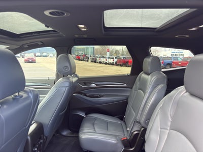 2022 Buick Enclave Essence