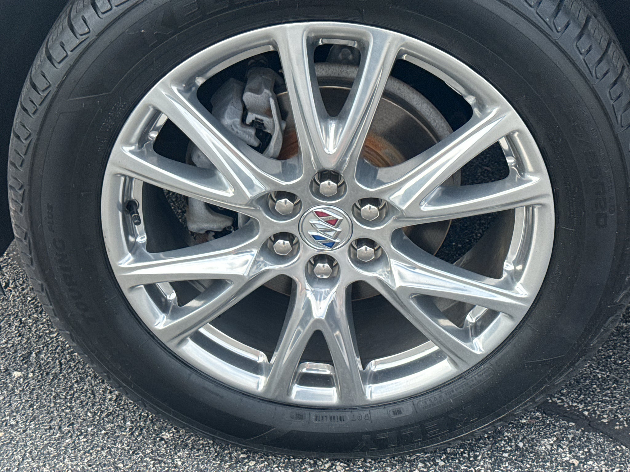 2024 Buick Enclave Essence