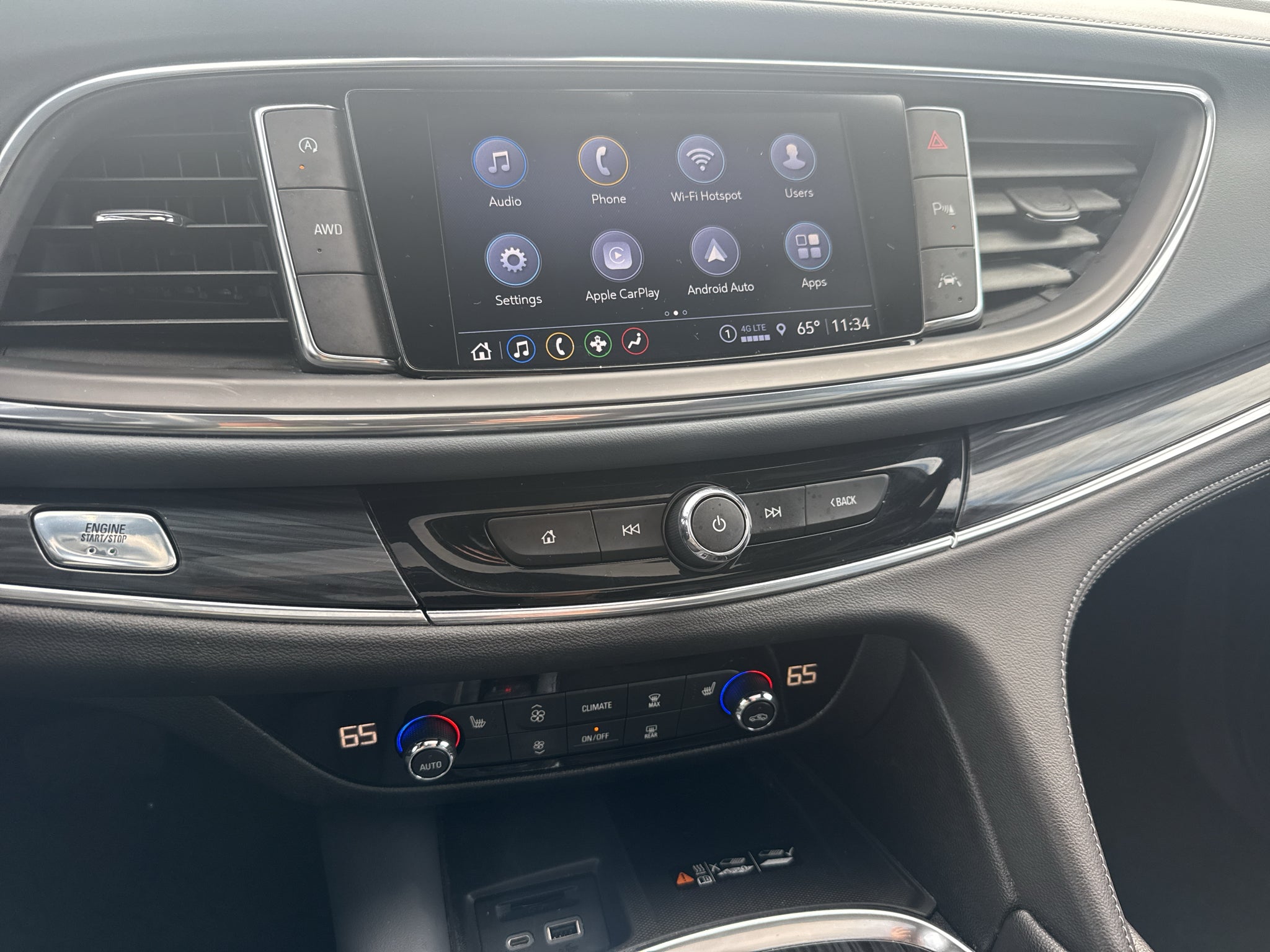 2024 Buick Enclave Essence