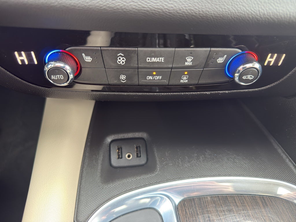 2018 Buick Enclave Essence