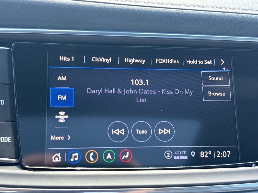 2024 Buick Enclave Essence