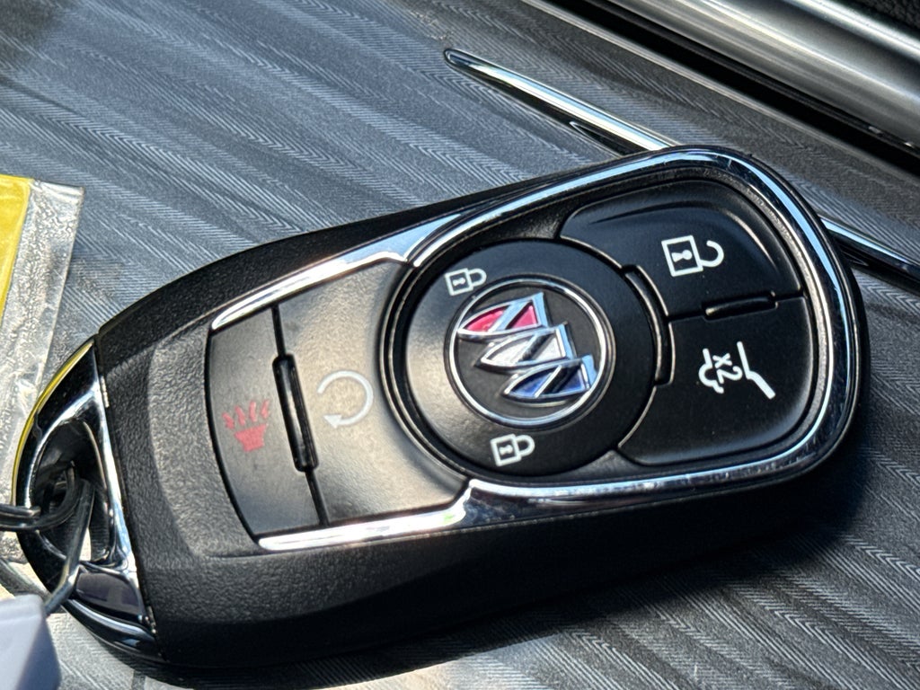 2024 Buick Enclave Essence