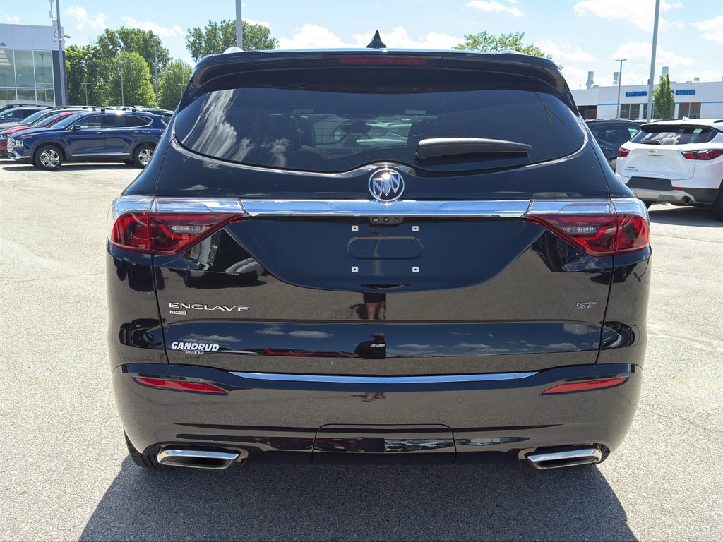 2024 Buick Enclave Essence