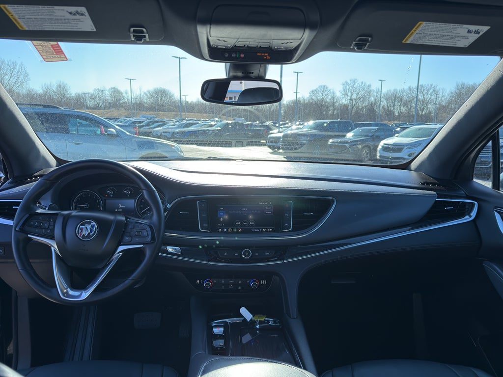 2024 Buick Enclave Essence