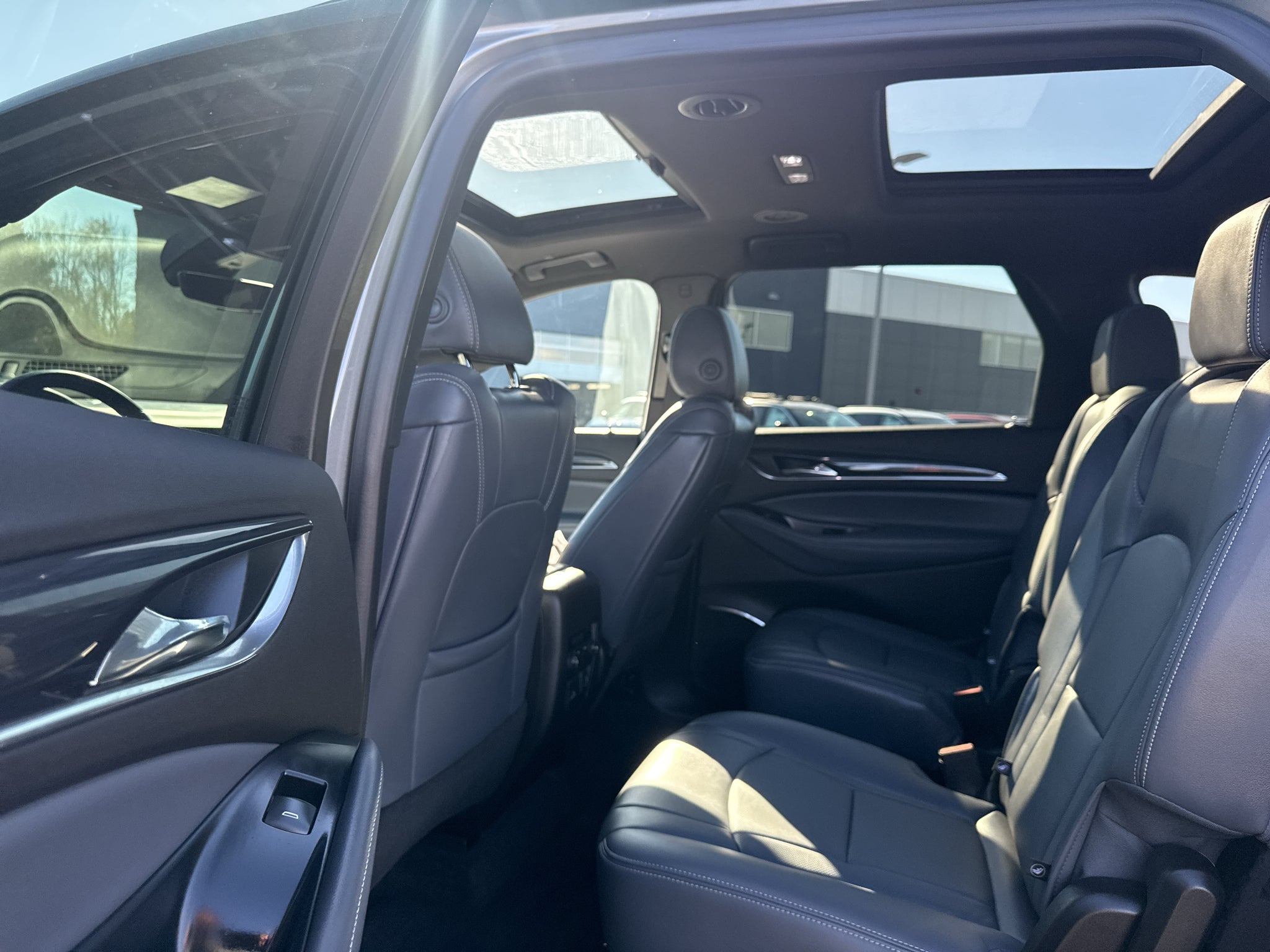 2024 Buick Enclave Essence