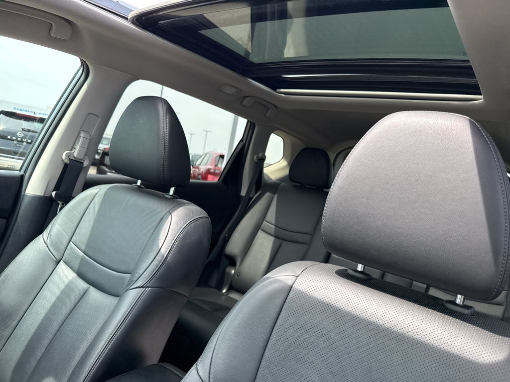 2015 Nissan Rogue SL
