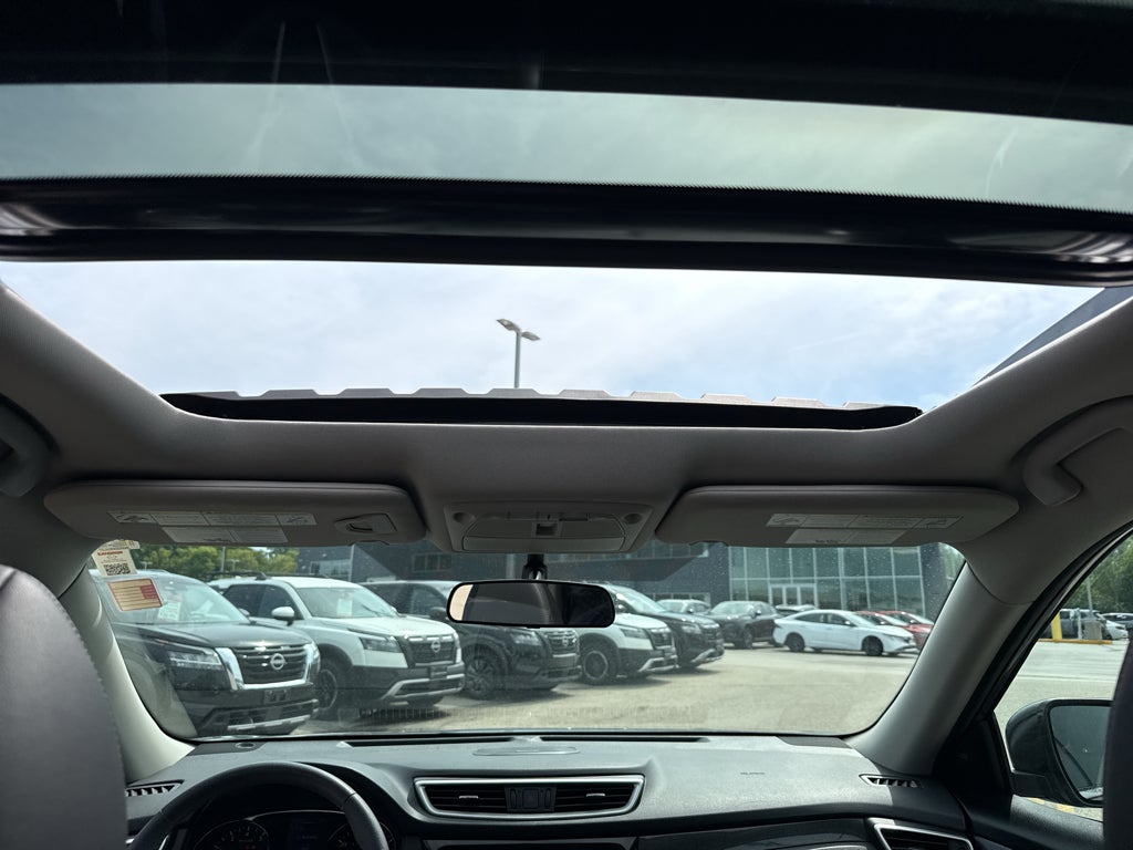 2015 Nissan Rogue SL