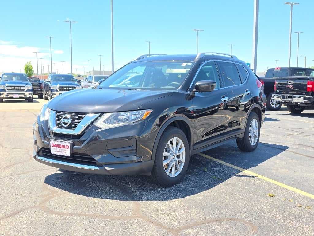 2017 Nissan Rogue SV