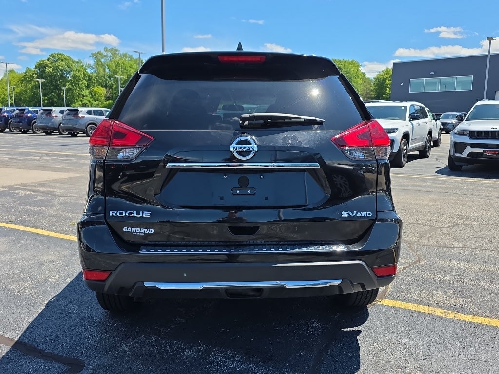 2017 Nissan Rogue SV