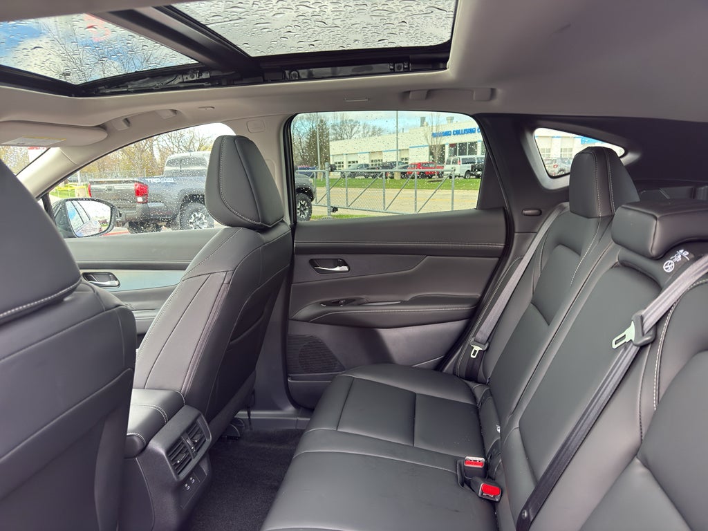 2025 Nissan Murano SL