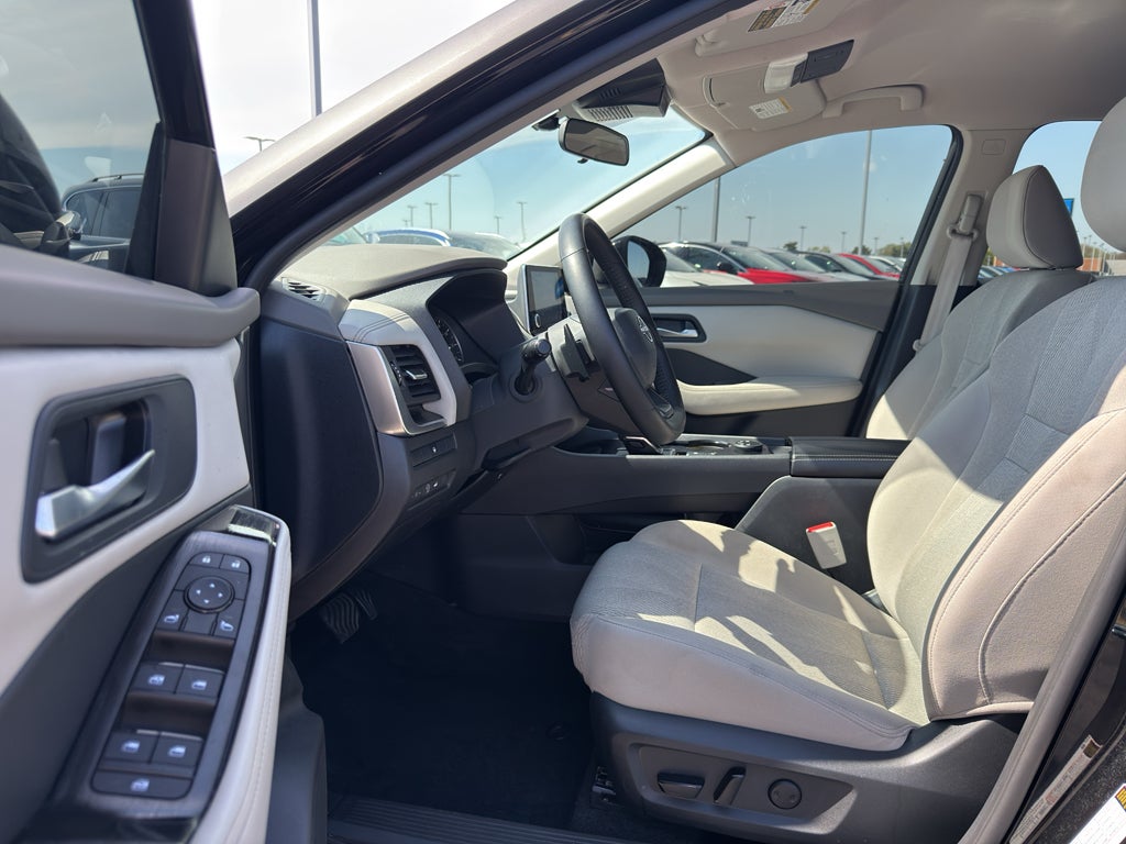 2025 Nissan Rogue SV Intelligent AWD
