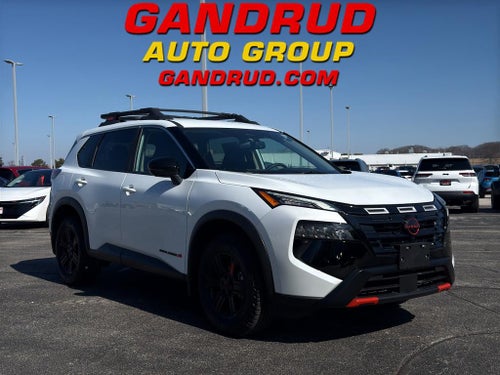 2025 Nissan Rogue Rock Creek