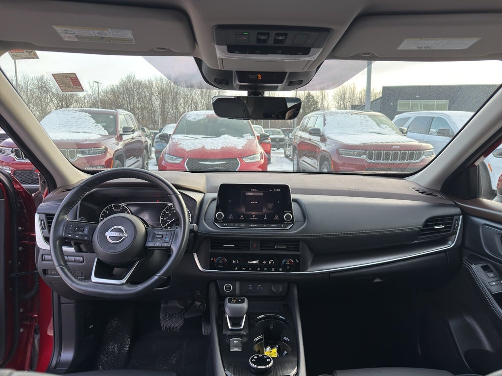 2023 Nissan Rogue SV