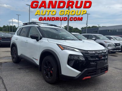 2025 Nissan Rogue Rock Creek
