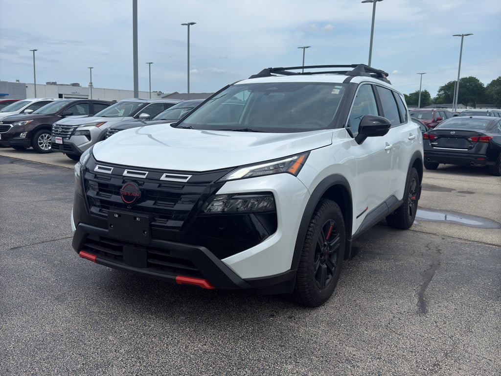 2025 Nissan Rogue Rock Creek