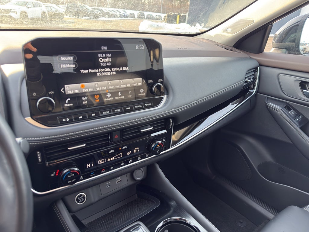 2023 Nissan Rogue SL