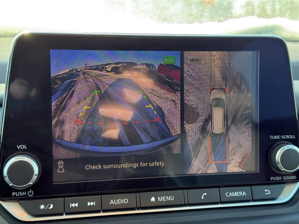 2022 Nissan Rogue SL