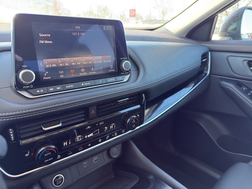 2022 Nissan Rogue SL