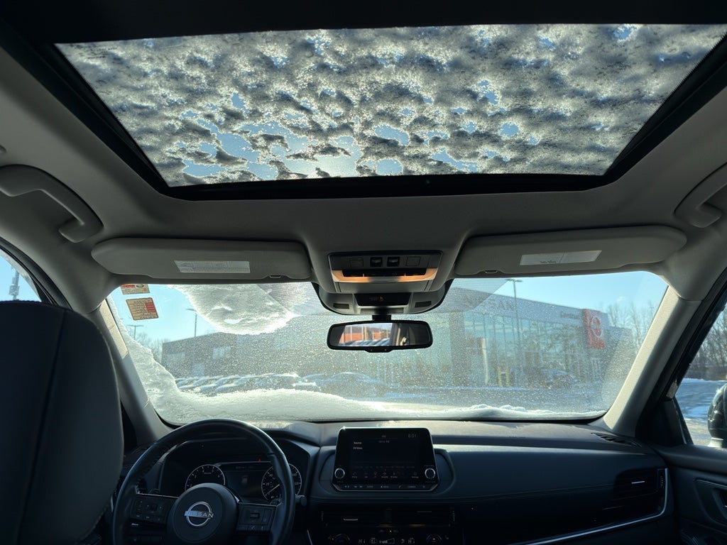 2022 Nissan Rogue SL