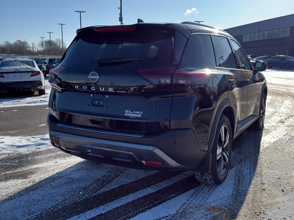 2022 Nissan Rogue SL