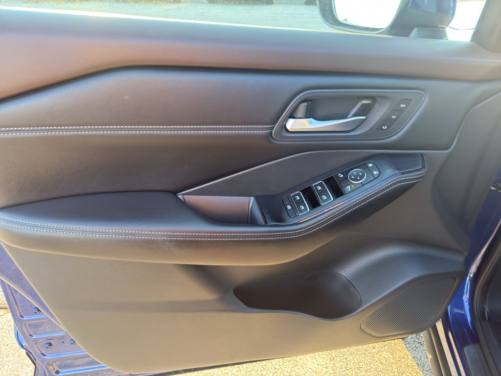 2023 Nissan Rogue SL Intelligent AWD