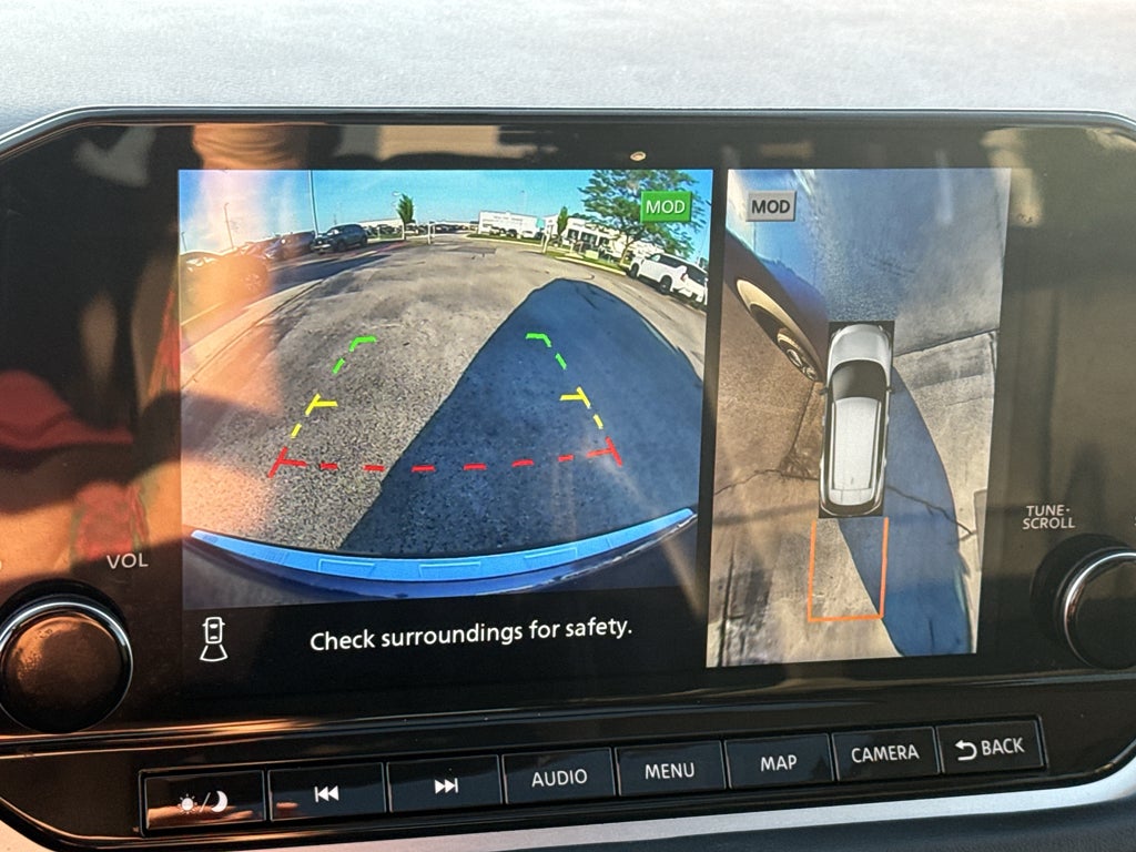 2023 Nissan Rogue SL Intelligent AWD
