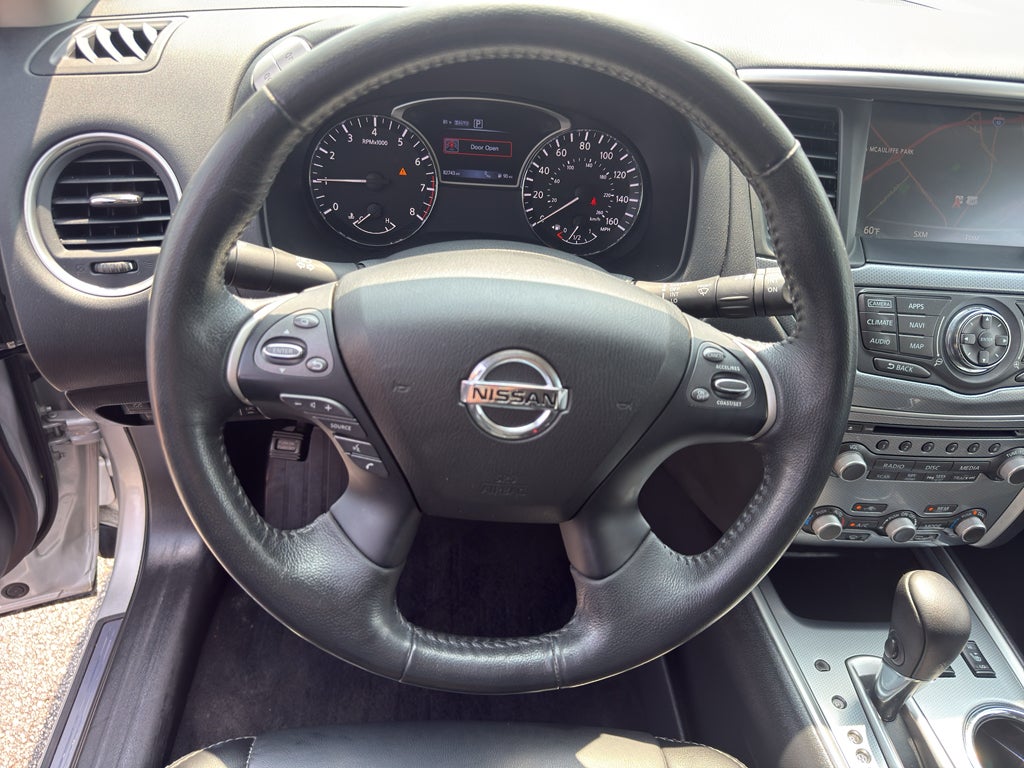 2017 Nissan Pathfinder SL