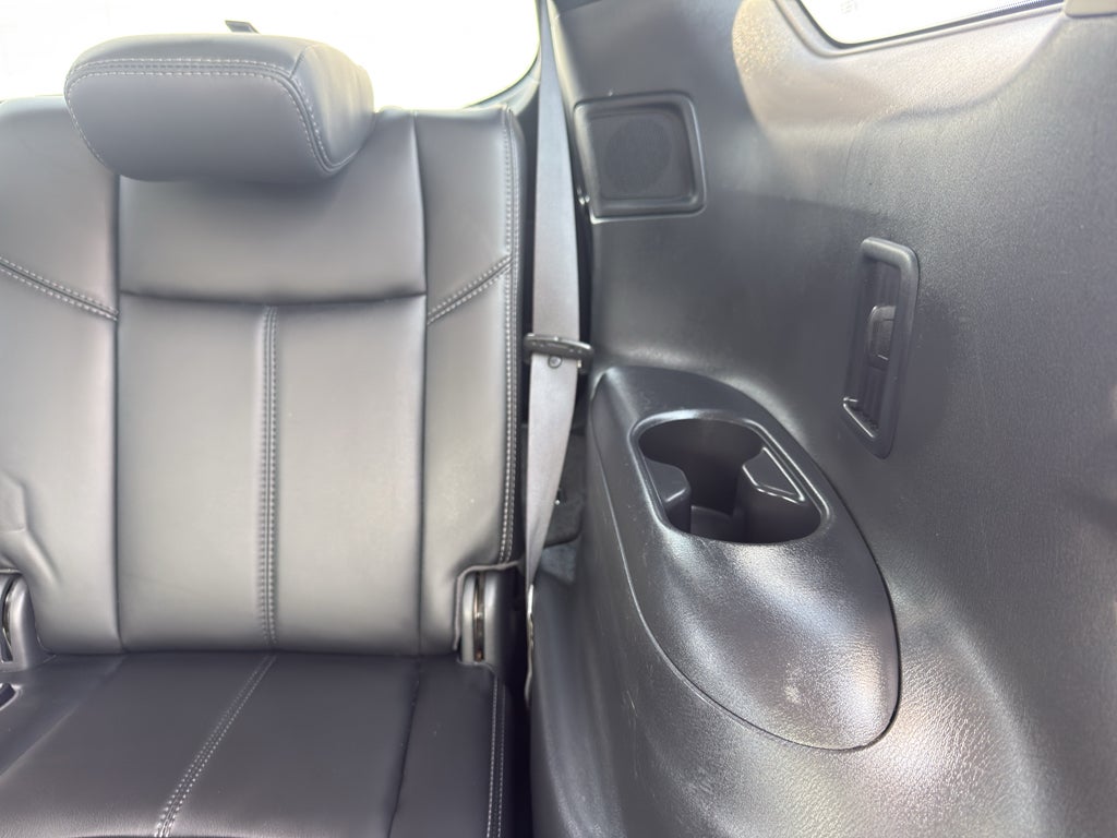 2017 Nissan Pathfinder SL