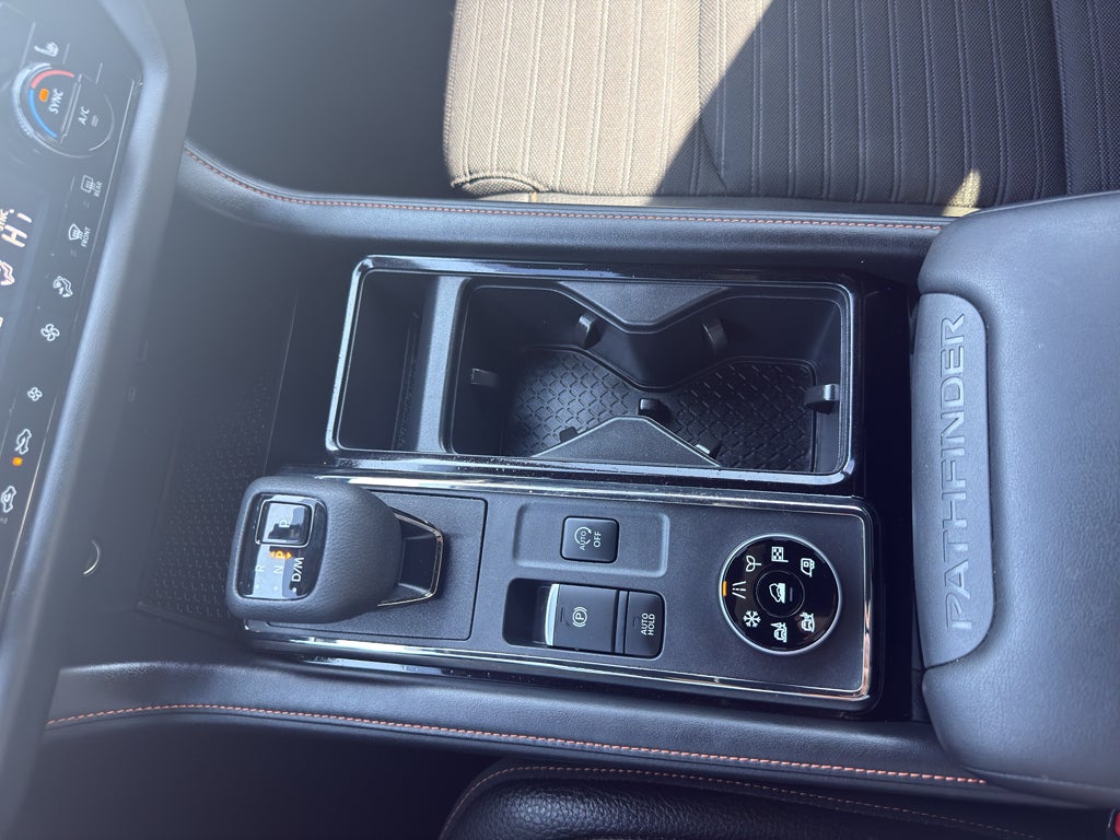 2023 Nissan Pathfinder Rock Creek