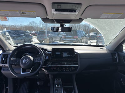 2023 Nissan Pathfinder SL