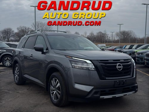 2024 Nissan Pathfinder SL