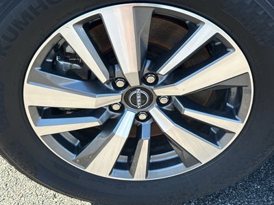 2025 Nissan Pathfinder SL