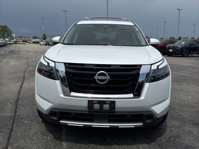 2025 Nissan Pathfinder Platinum