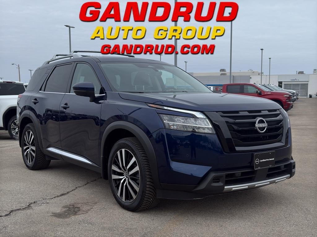 2024 Nissan Pathfinder Platinum
