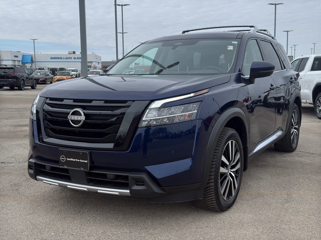 2024 Nissan Pathfinder Platinum